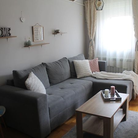 Apartment Cerska MRB Belgrad Exteriör bild