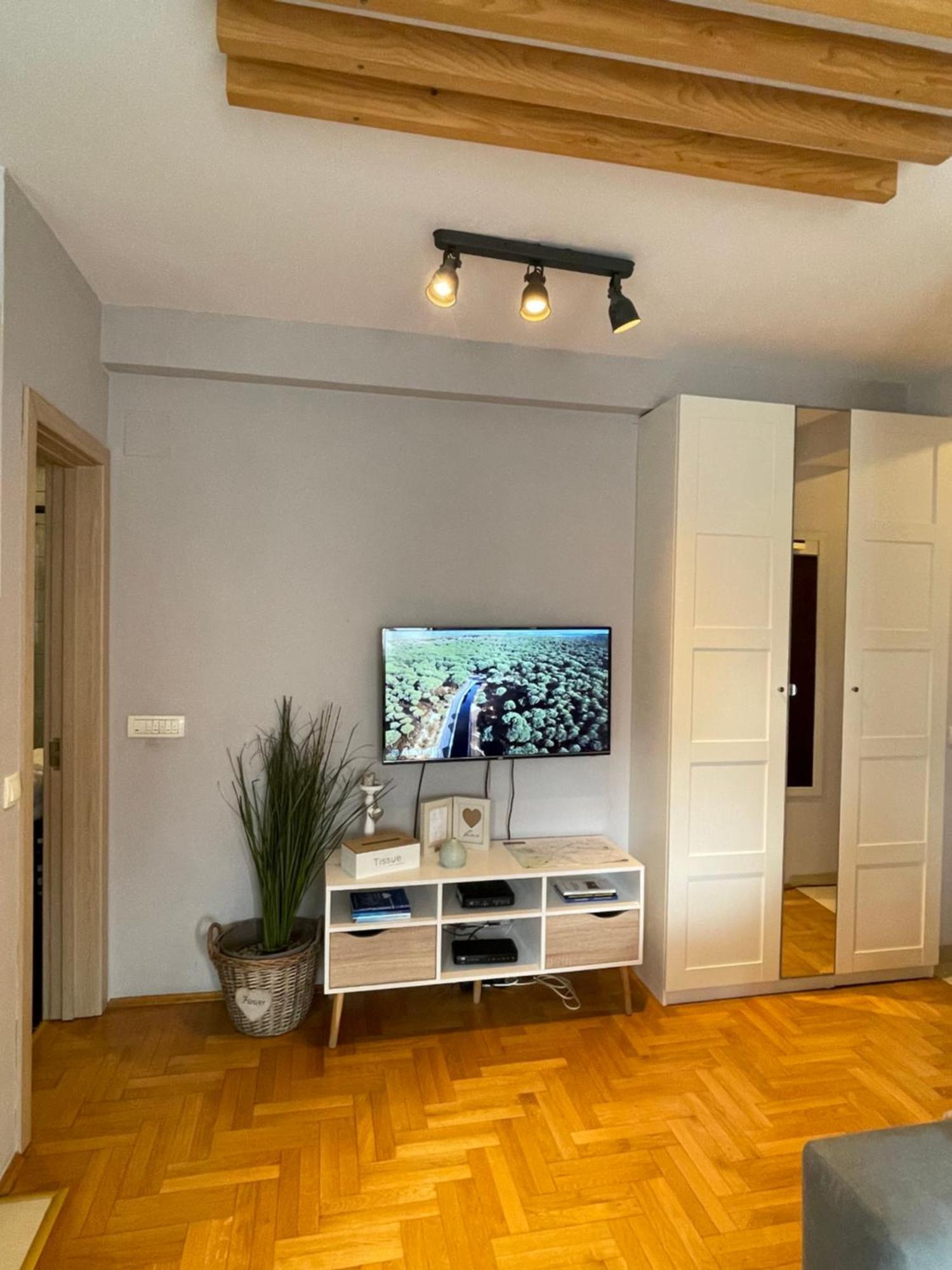 Apartment Cerska MRB Belgrad Exteriör bild