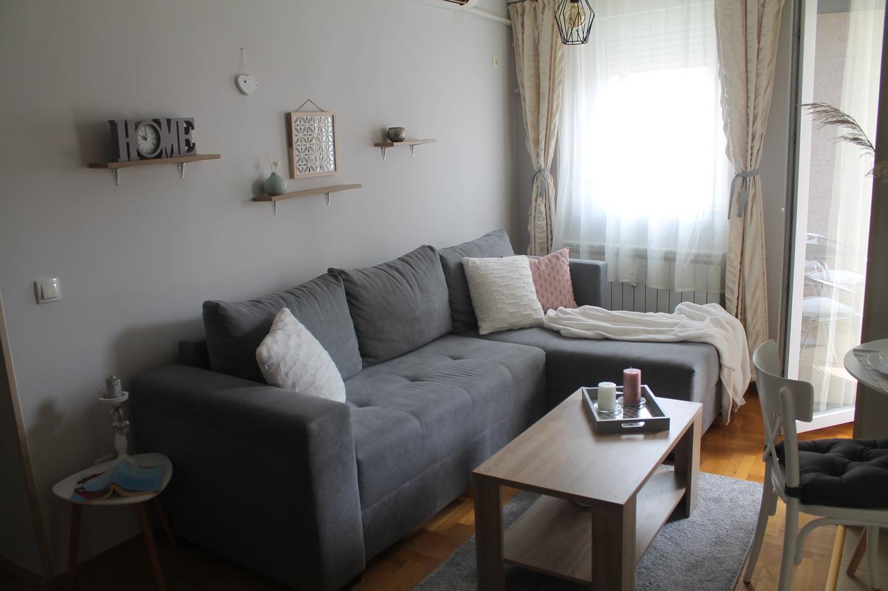 Apartment Cerska MRB Belgrad Exteriör bild