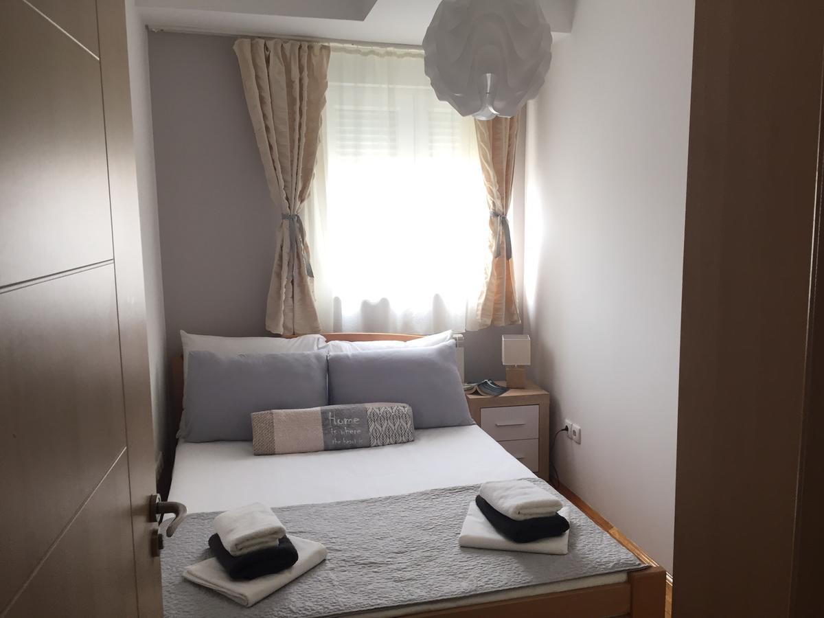 Apartment Cerska MRB Belgrad Exteriör bild