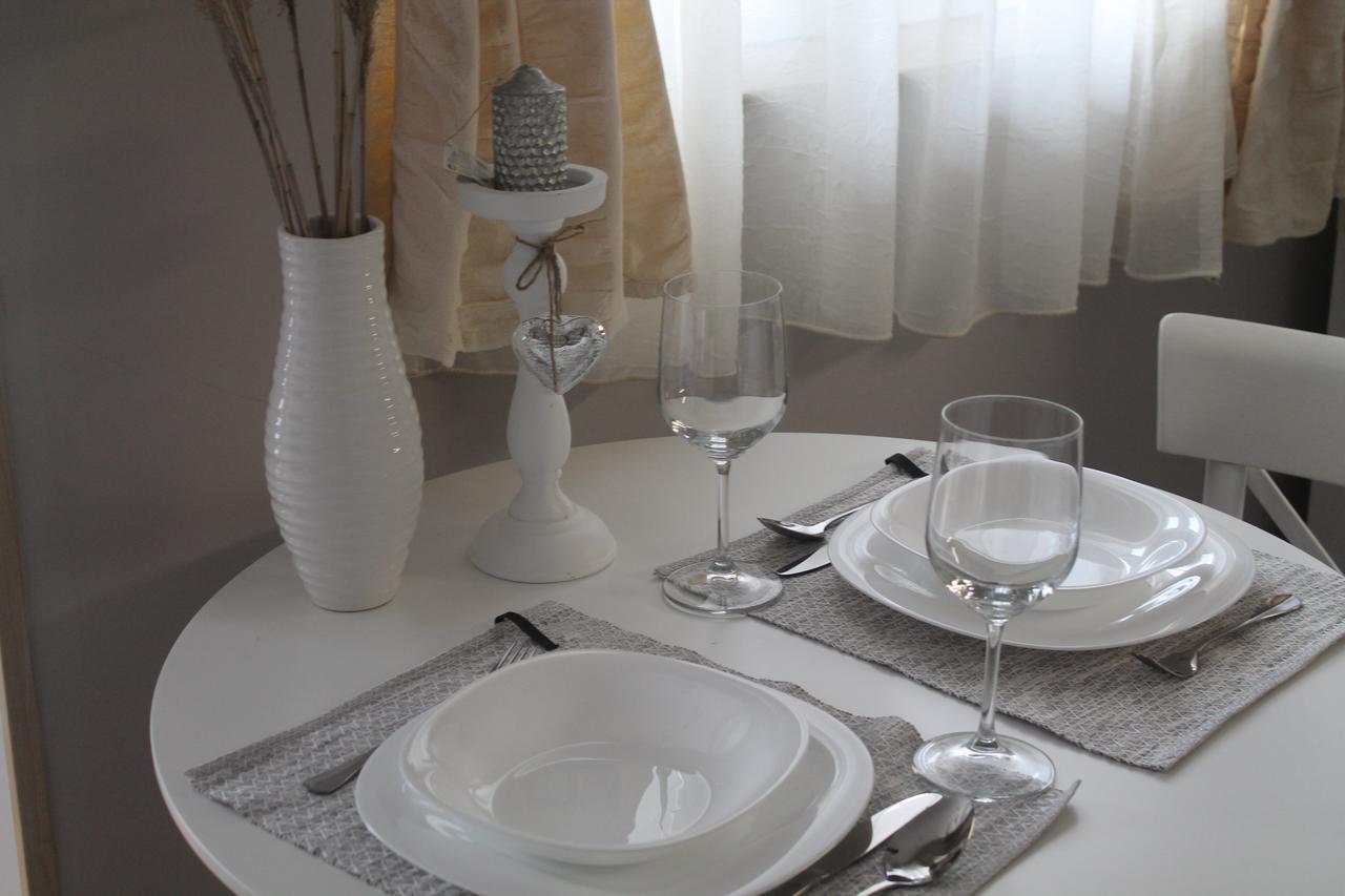 Apartment Cerska MRB Belgrad Exteriör bild