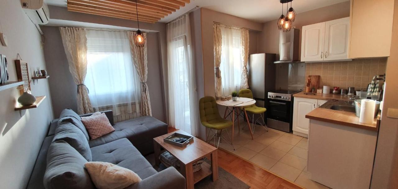 Apartment Cerska MRB Belgrad Exteriör bild