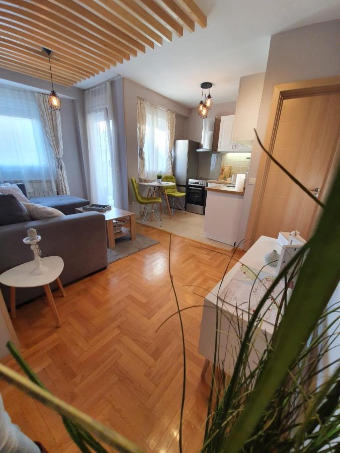 Apartment Cerska MRB Belgrad Exteriör bild
